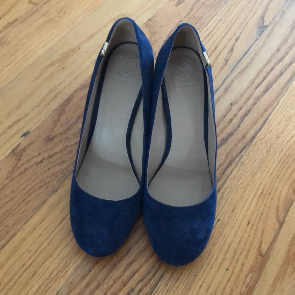 Navy blue Tory Burch heels
